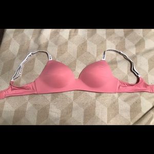 Victoria’s Secret T-Shirt Bra